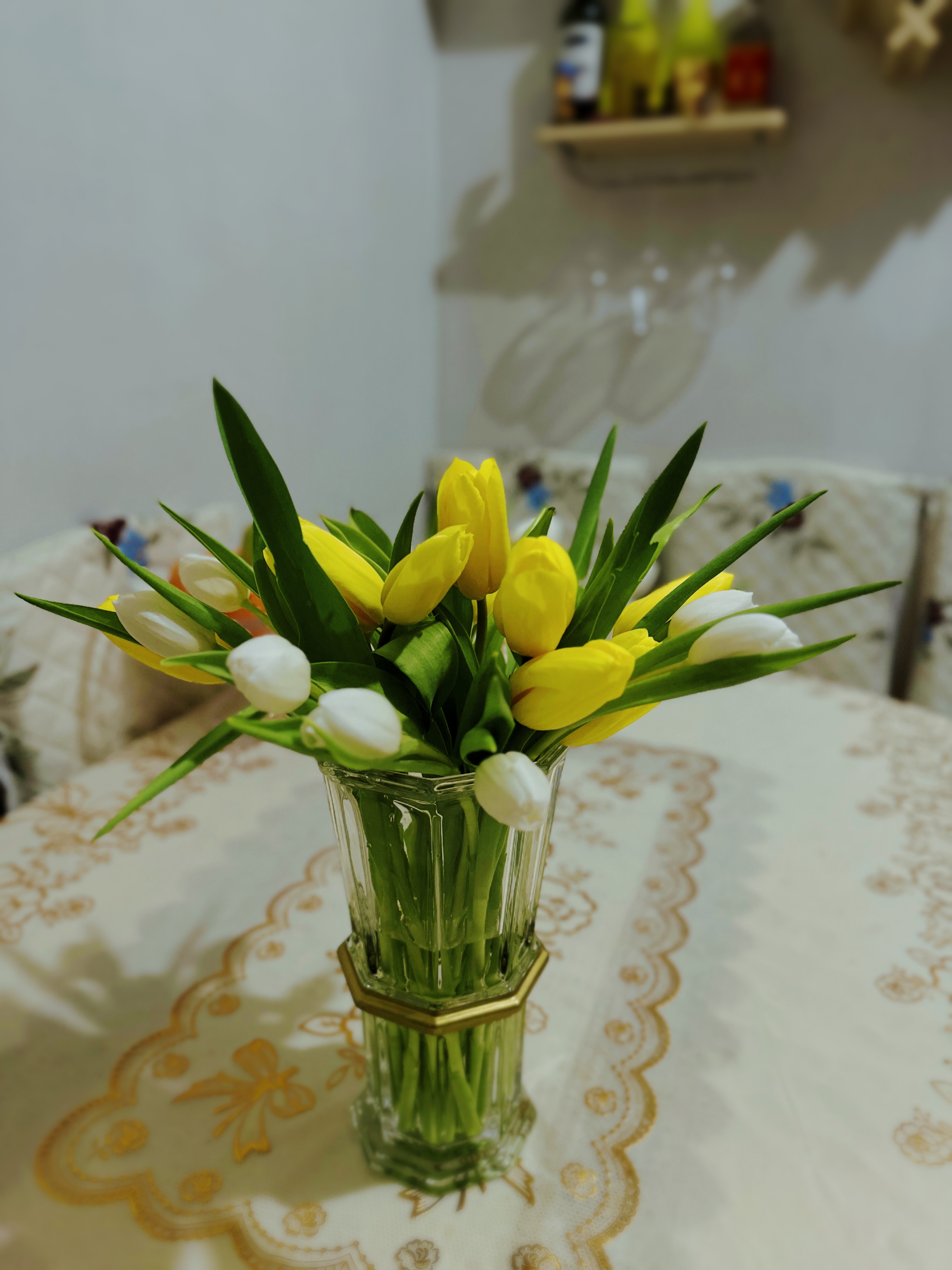 Creative And Simple Crystal Glass Vase, Water-Growing Flower Arrangement Glass Vase, Transparent Glass Living Room Decorative Item H230 details Picture