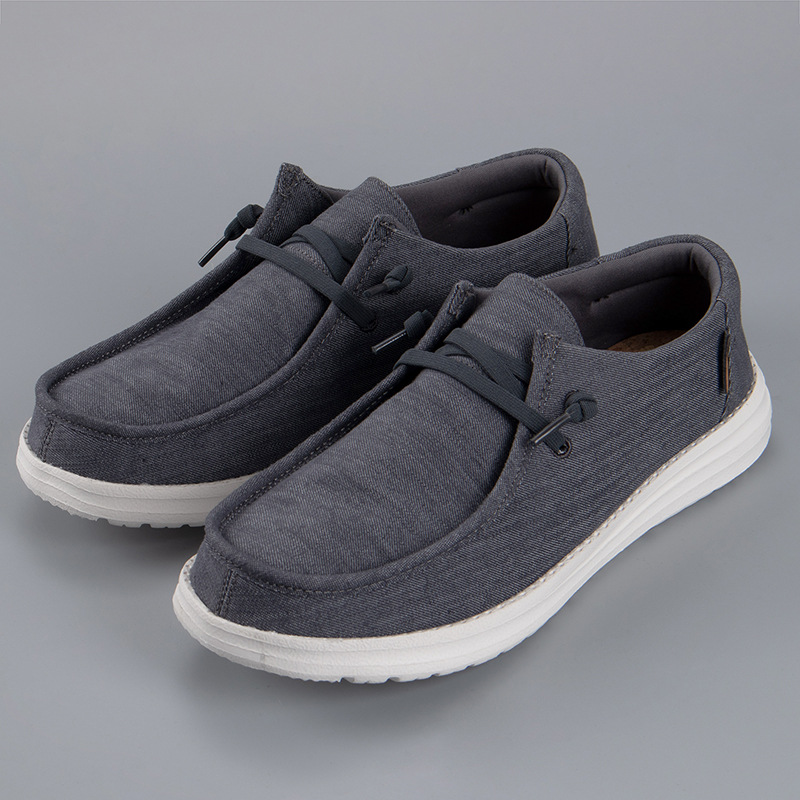 Europe And The United States Casual Shoes Men's Large Size Canvas Shoes Cross-Border Explosion Loafers Men's Casual Sports Shoes 76857 Application Scenario