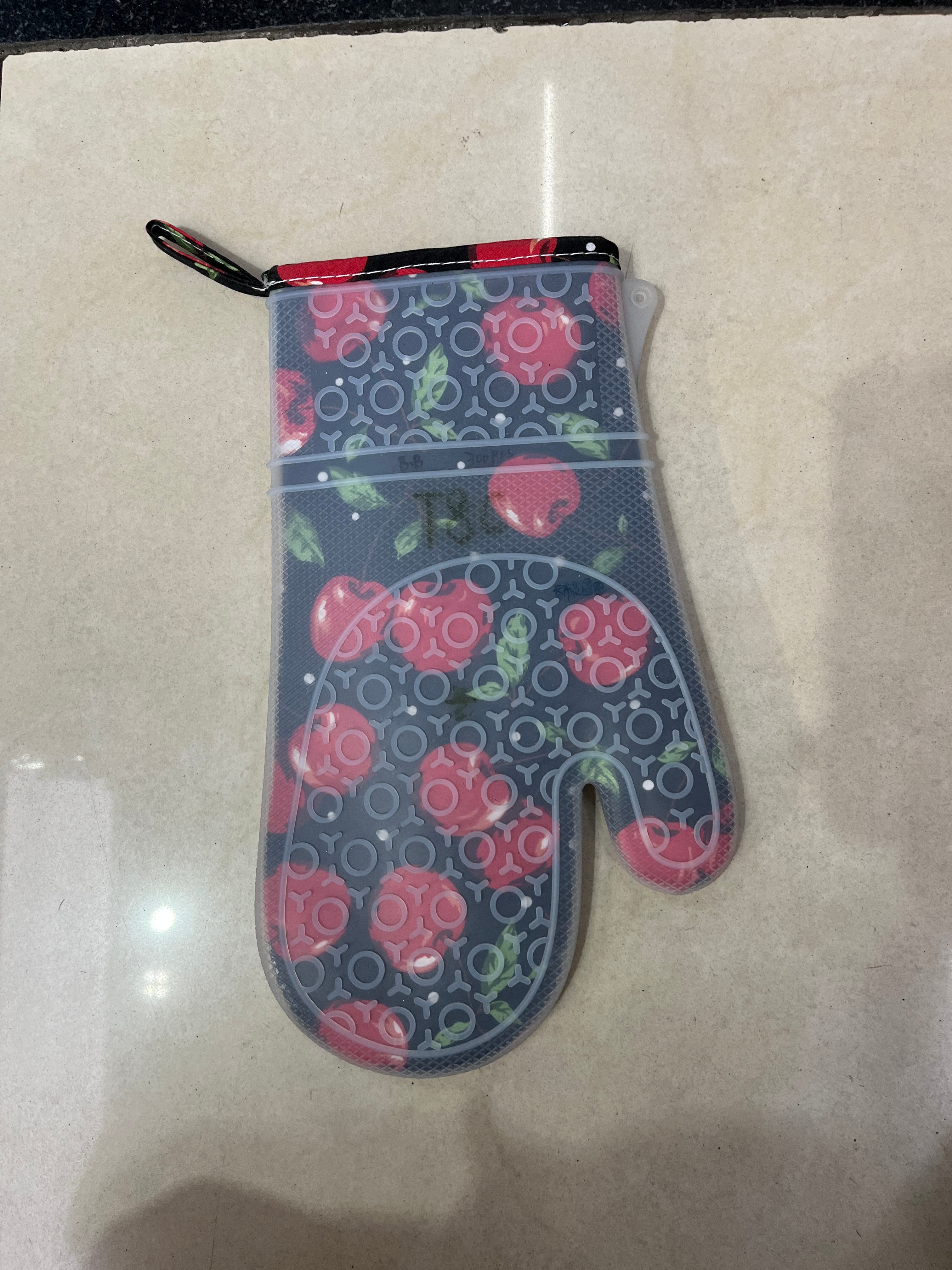 Thickened Cute Steam Box Insulated Mitts Oven Mitts Microwave Mitts Cartoon Household Items Kitchen Insulated Mitts Specification drawing