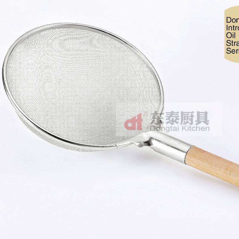 A 22cm round wooden-handled net strainer fine net scoop details Picture