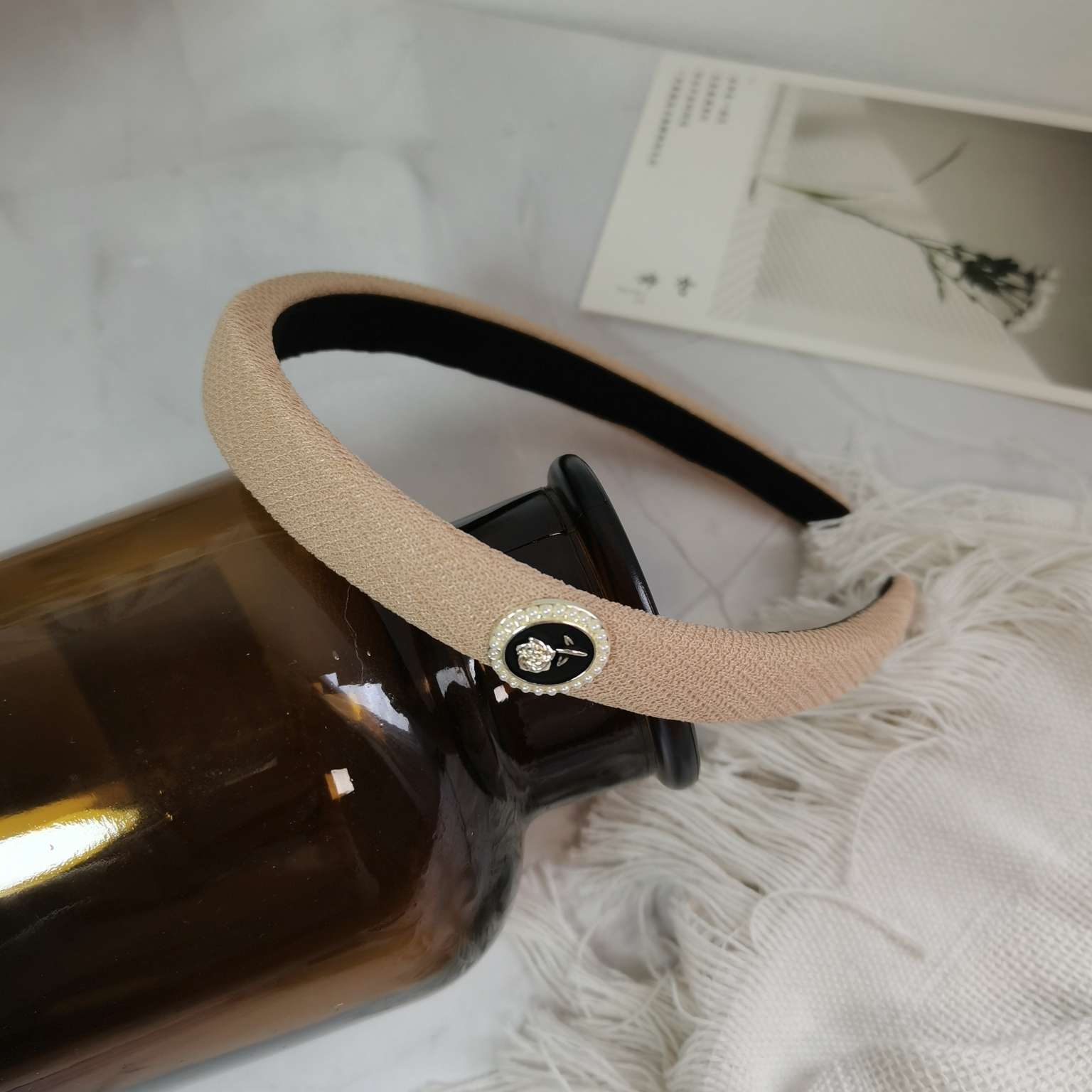 Sponge Pearl Wide Edge Headband Korean Version Of The New Increase Cranial Top Headband High-Grade Sense Fashion Headband Specification drawing