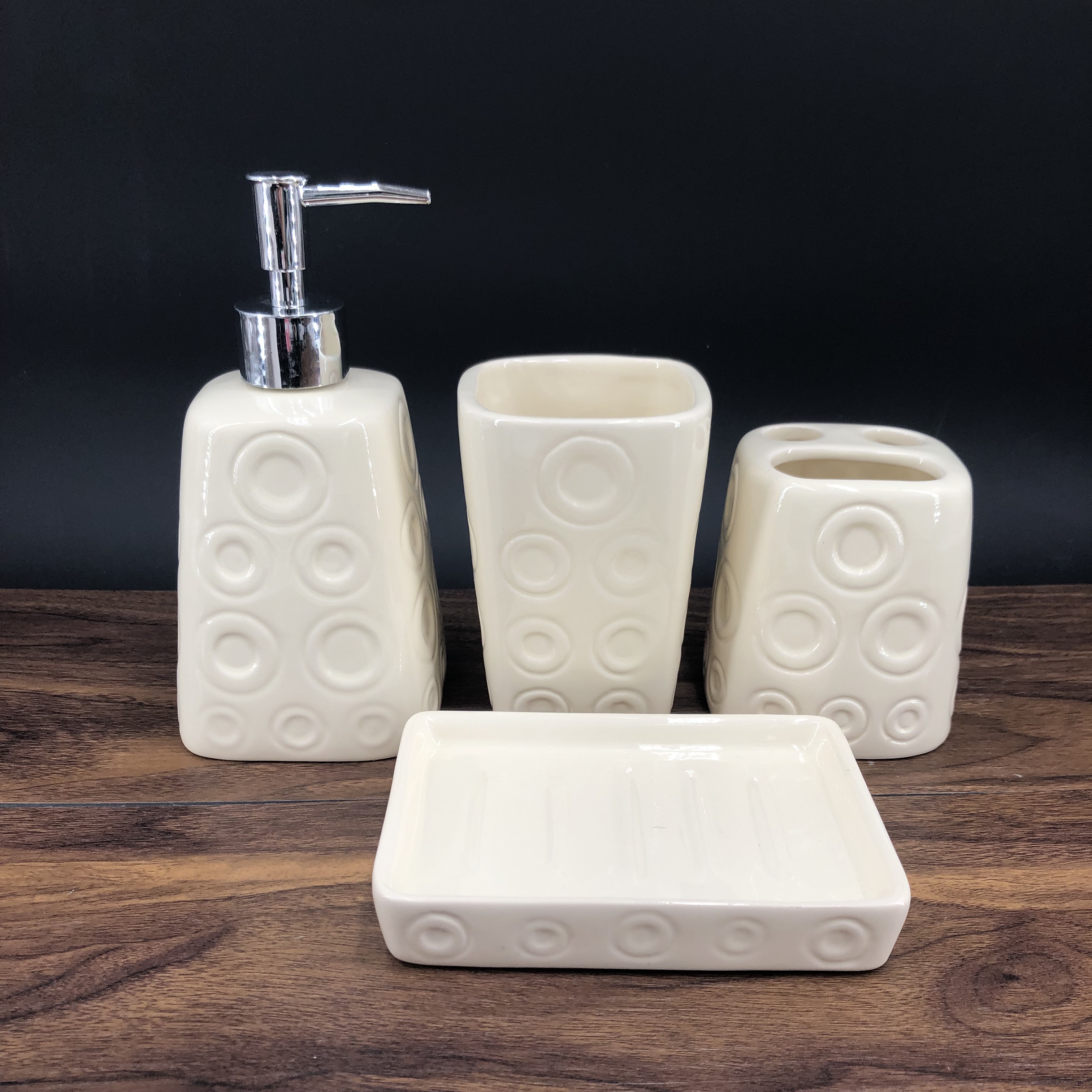 Ceramic Bathroom Four-Piece Set Specification drawing