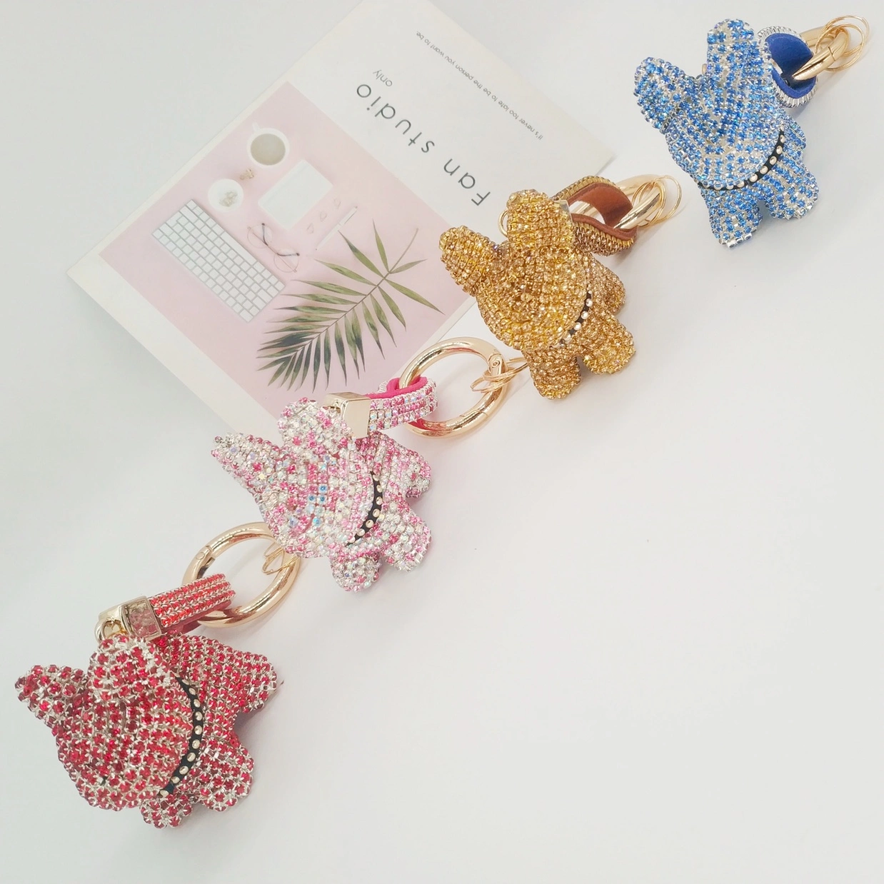 Point Drill you fan Ride Bear car keychain pendant Couple keychain car pendant Ladies student bag pendant 01
