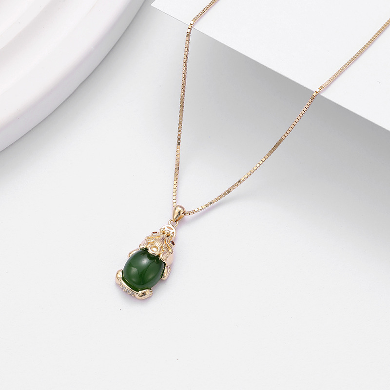 Beratek S925 silver natural Hetian jade jade pixiu national wind name clan wind necklace collar bone chain wholesale source factory full figure
