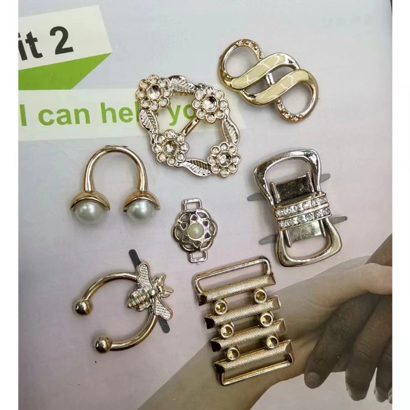 鞋花鞋服箱包装饰配件/腰扣/塑料配件产品图