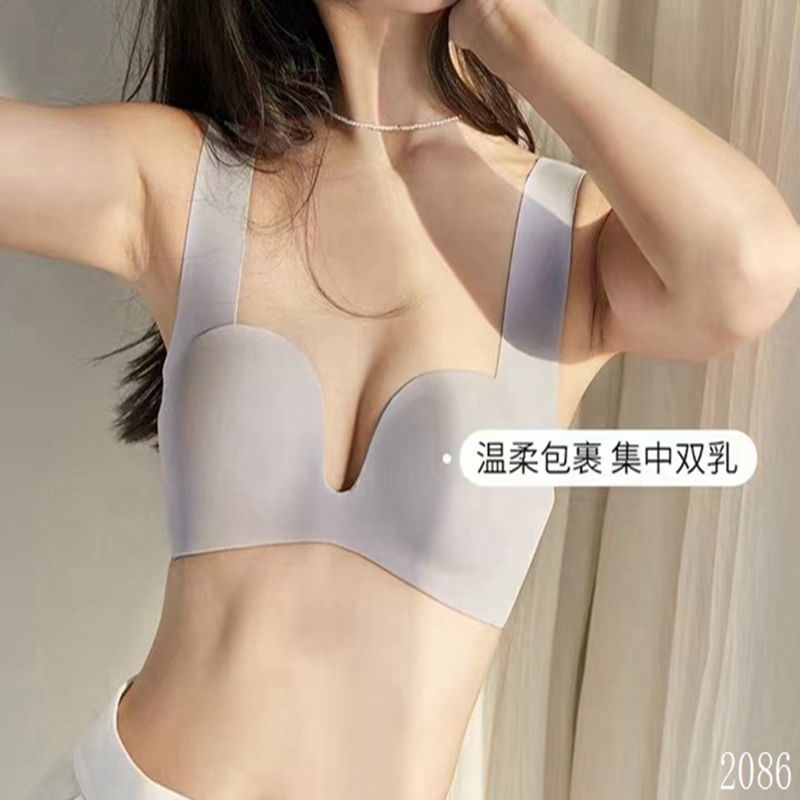 Dreamy red and pink seamless gathering shoulder strap lingerie for women, anti-slip tapering, no underbody, solid color bra Application Scenario