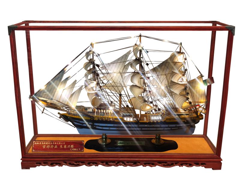 American Furniture With Lights And Covers Wooden Handmade Sailing Sailing Application Scenario
