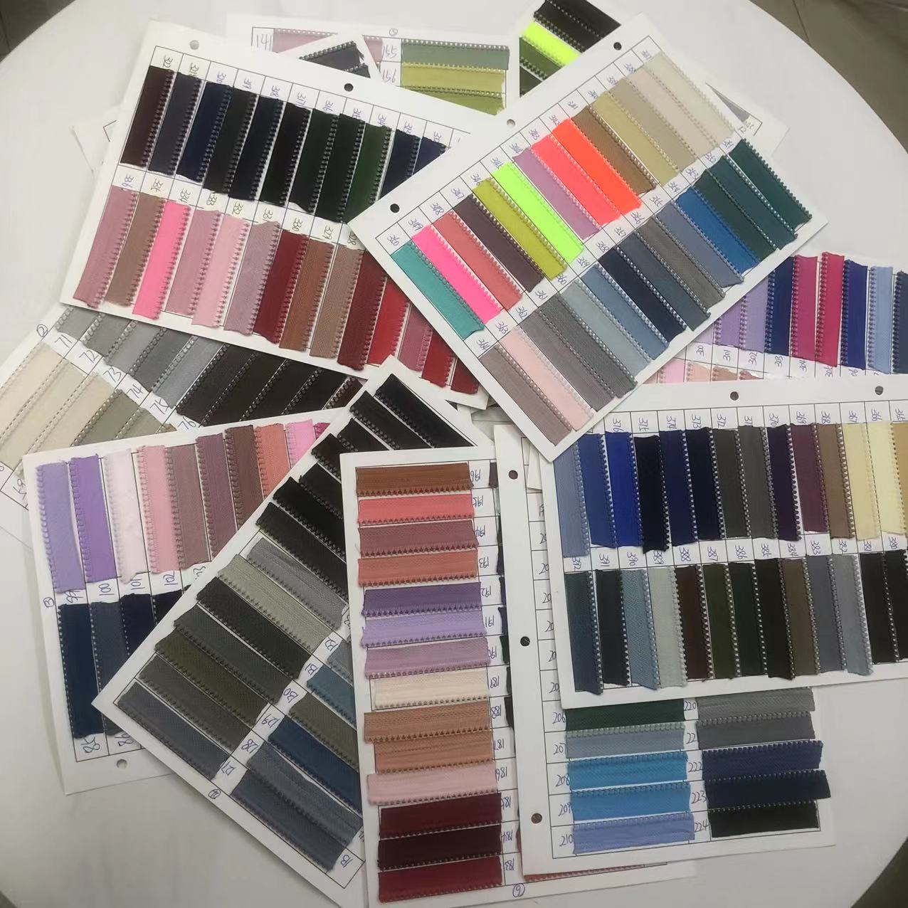 No. 3 Nylon Pants Zipper Pocket Home Textile Pants Zipper Color Stock 2 Specification drawing