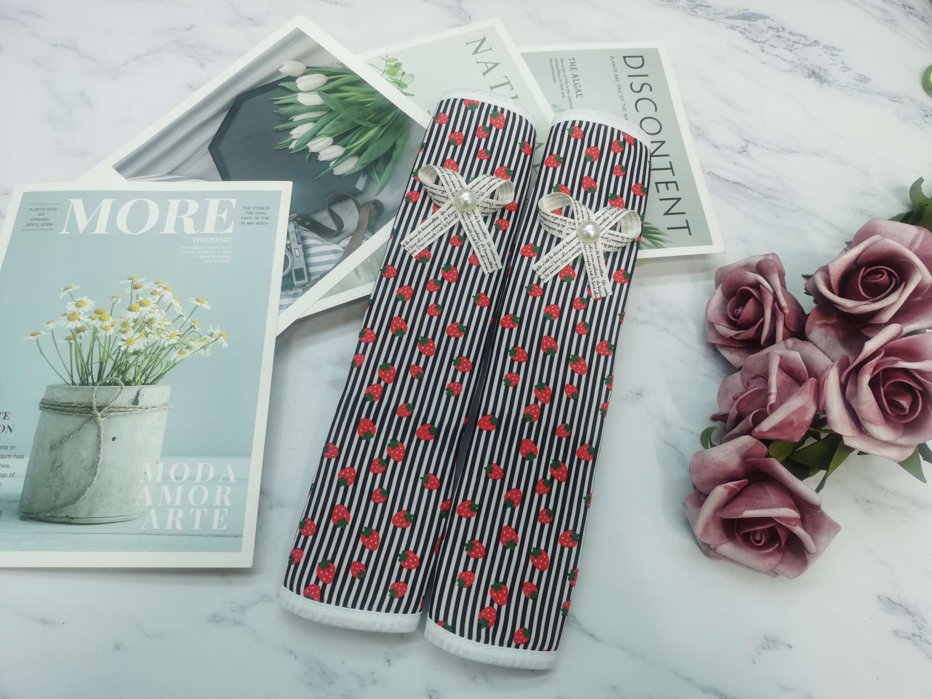 Small Strawberry Fabric Anti-Fouling Anti-Dust Anti-Static Double Open Door Refrigerator Door Pull Gloves Double Door Handle Glove Armrest Cover