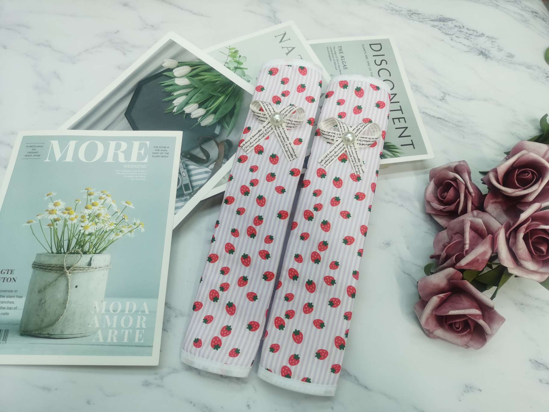 Small Strawberry Fabric Anti-Fouling Anti-Dust Anti-Static Double Open Door Refrigerator Door Pull Gloves Double Door Handle Glove Armrest Cover details Picture