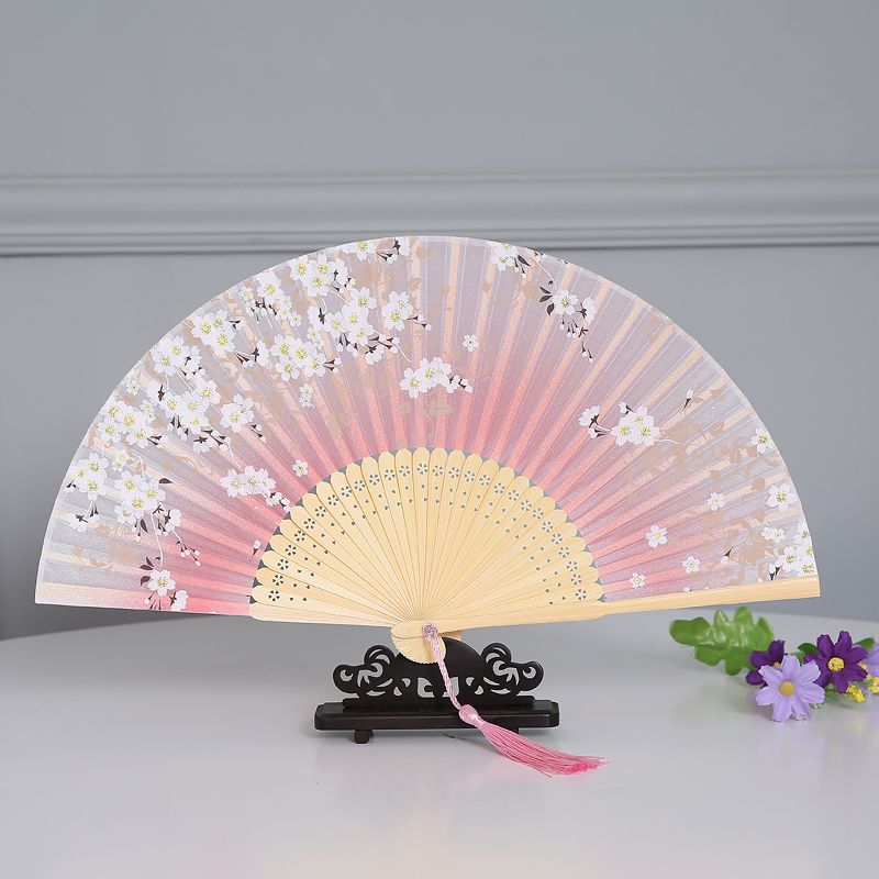 6-inch delicate real silk folding fan Women's real silk folding fan National Style folding fan Japanese style summer Hanfu cheongsam kimono matching hand-held folding fan boutique folding fan dance folding fan details Picture