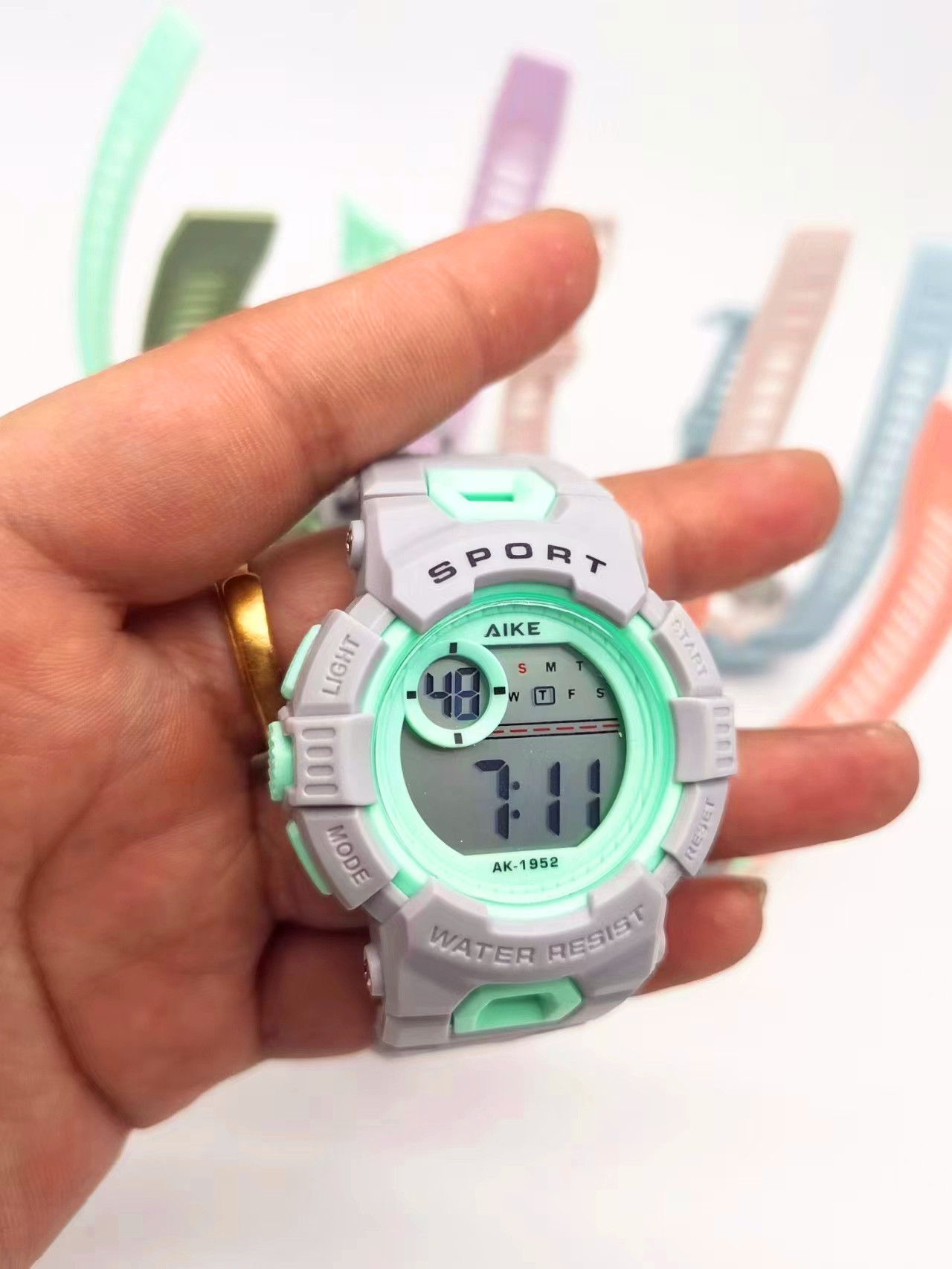 电子手表2023新款初高中学生高颜值炫酷多功能运动防水闹钟男女手表详情11