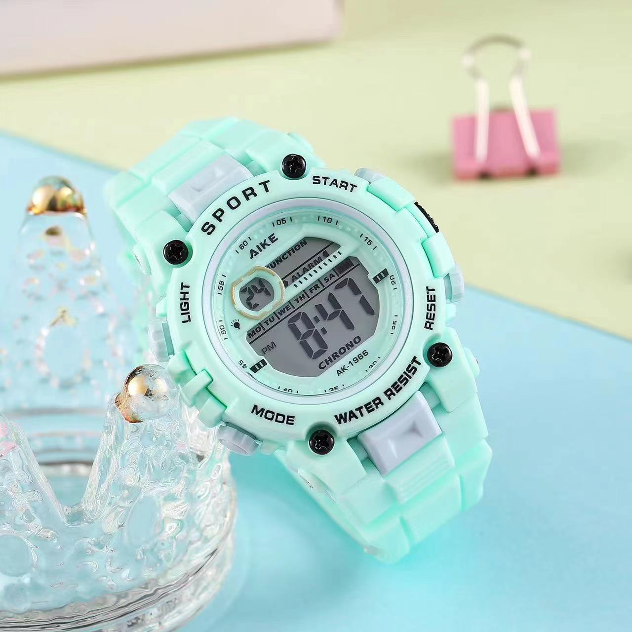 White haze blue student watch for men and women, ins style, high appearance level alarm clock, waterproof sports multi-functional electronic watch for junior and senior high school Specification image