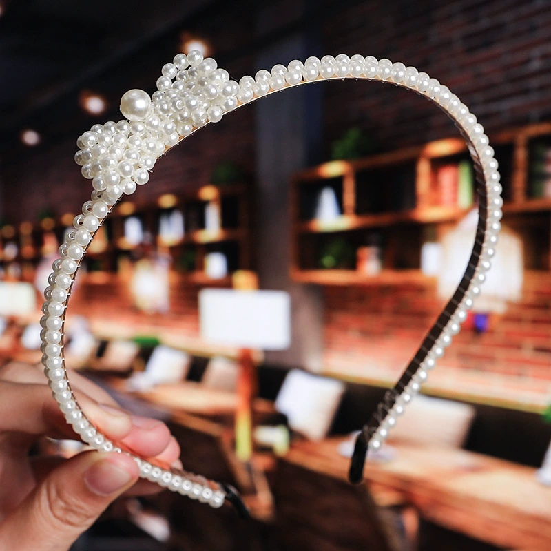 FLY1876 Korean version of the popular handcrafted hair accessory, simple and versatile, facial wash headband, bow pearl headband, wedding bridesmaid headwear details Picture