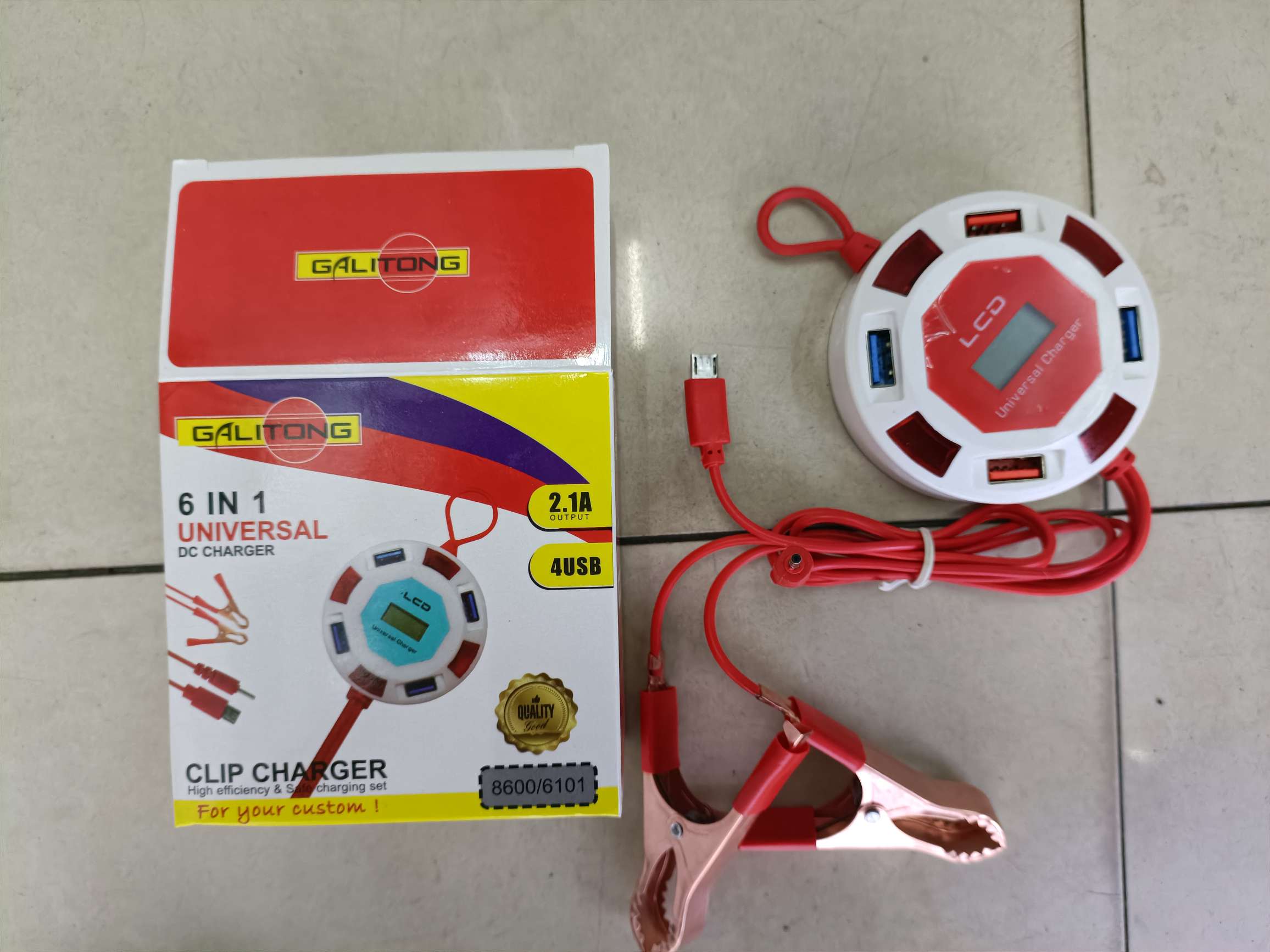 Round 4USB dual red clip charger with display screen