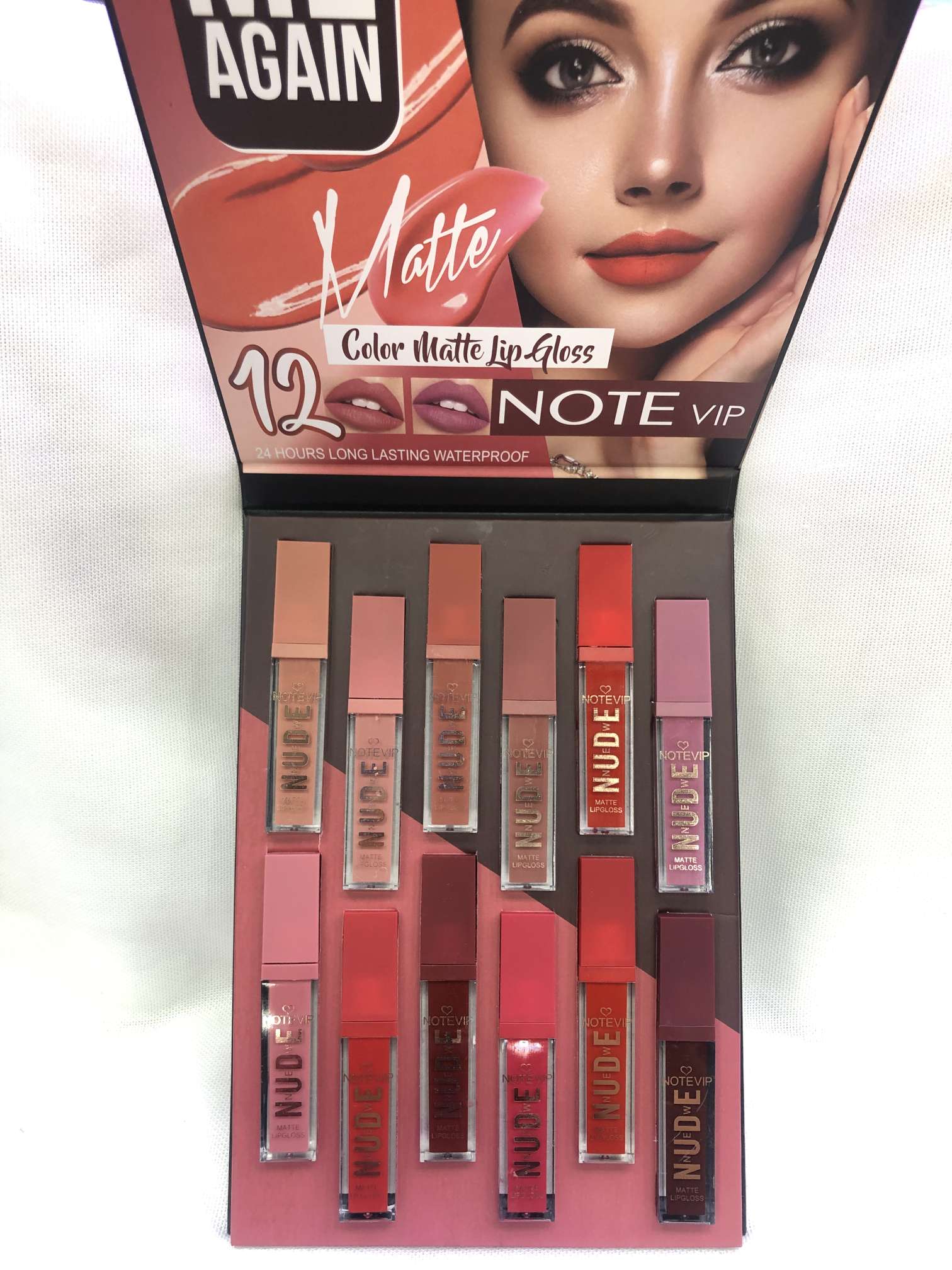 Christmas Makeup Non-Fading Non-Stick Cup Matte Lip Glaze Cross Europe And The United States Lips And Cheeks Application Scenario