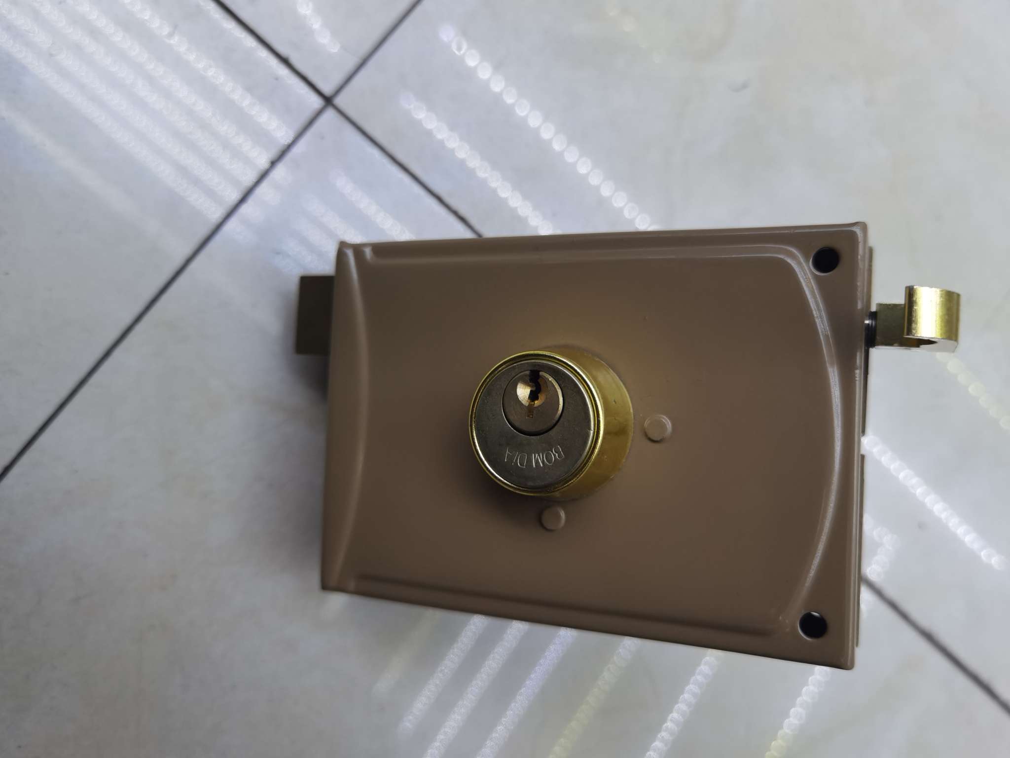 Type 2000 lock Type 2000 lock thumbnail