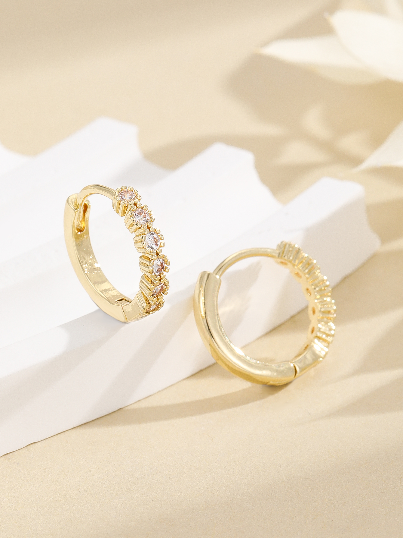 Niche design sense earrings, cute and sweet cartoon fruit food stainless steel oil-drip children's earrings, ear bone studs details Picture