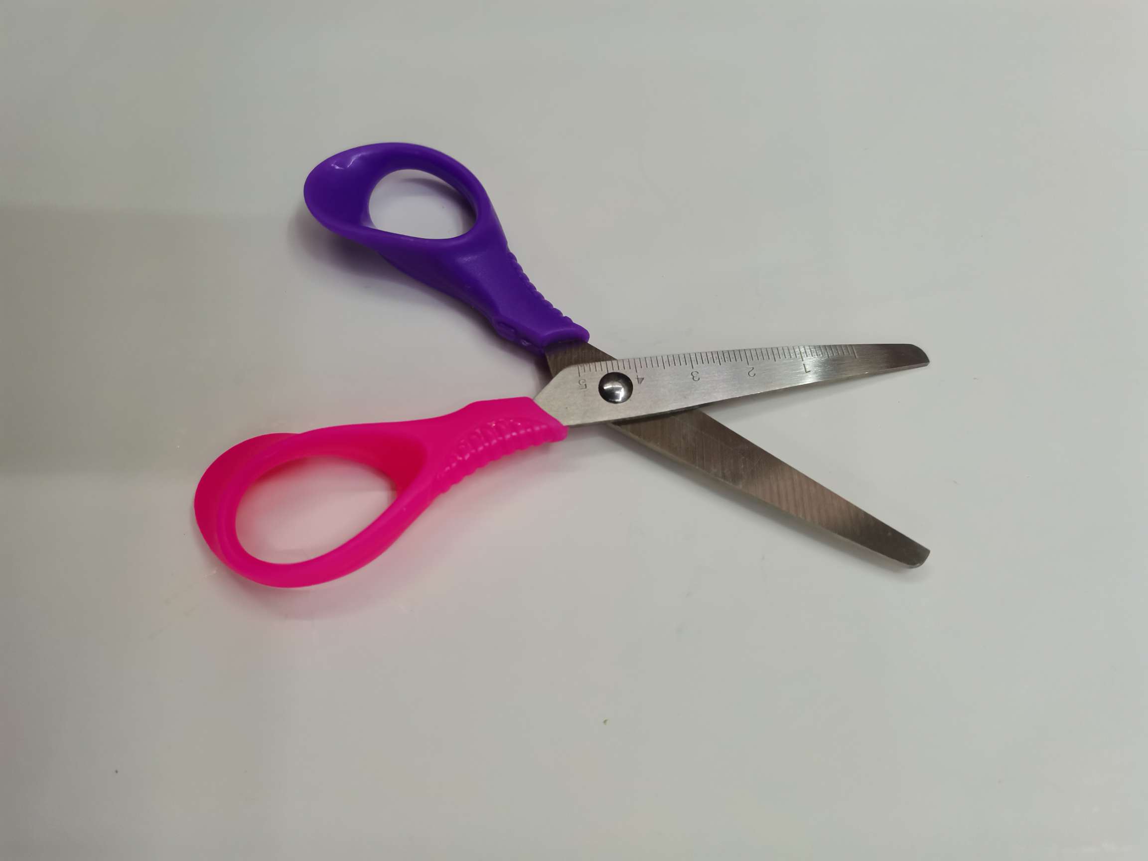 Office, educational and stationery scissors, office scissors, stationery scissors, student scissors details Picture