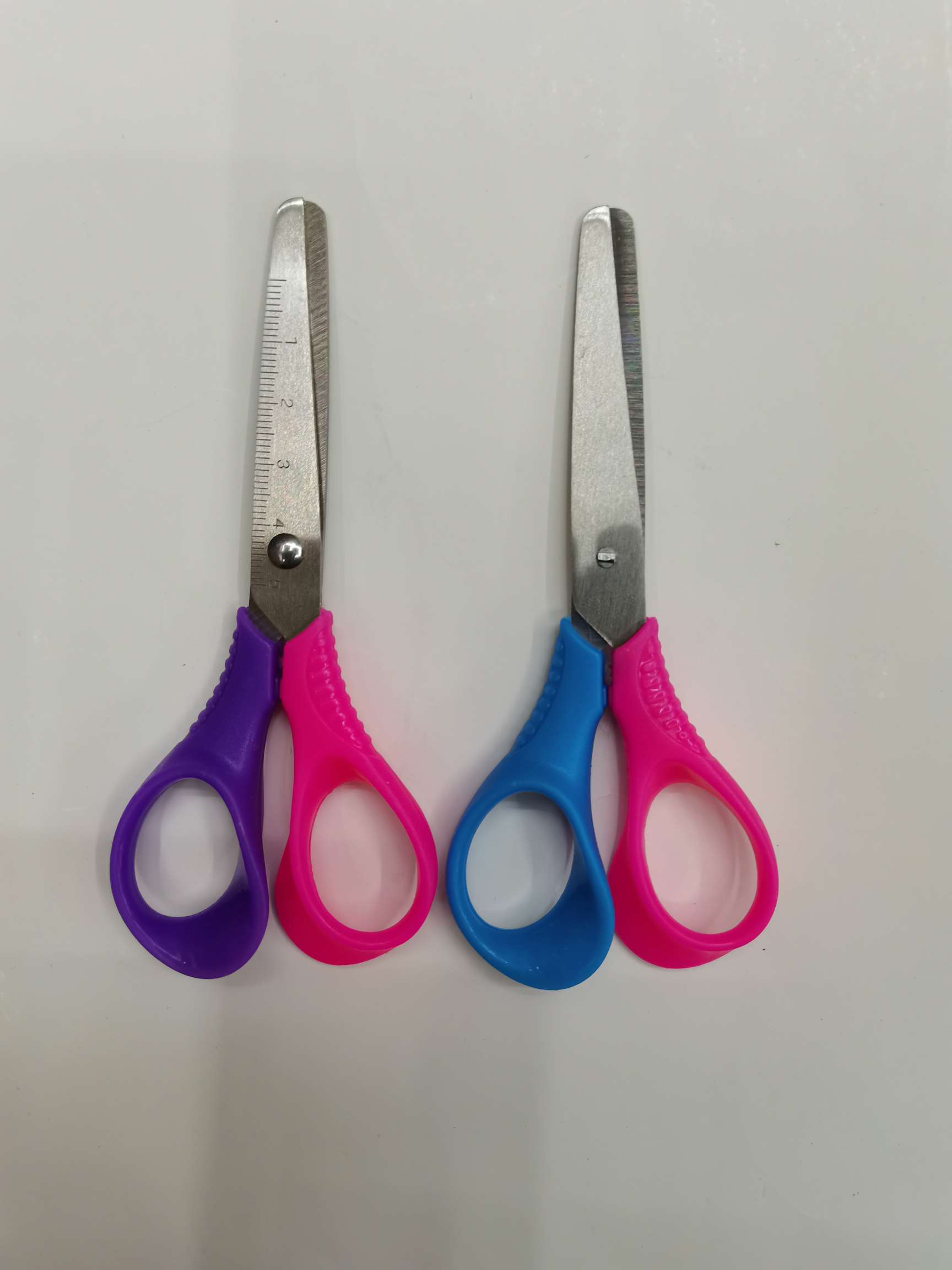 Office, educational and stationery scissors, office scissors, stationery scissors, student scissors full figure