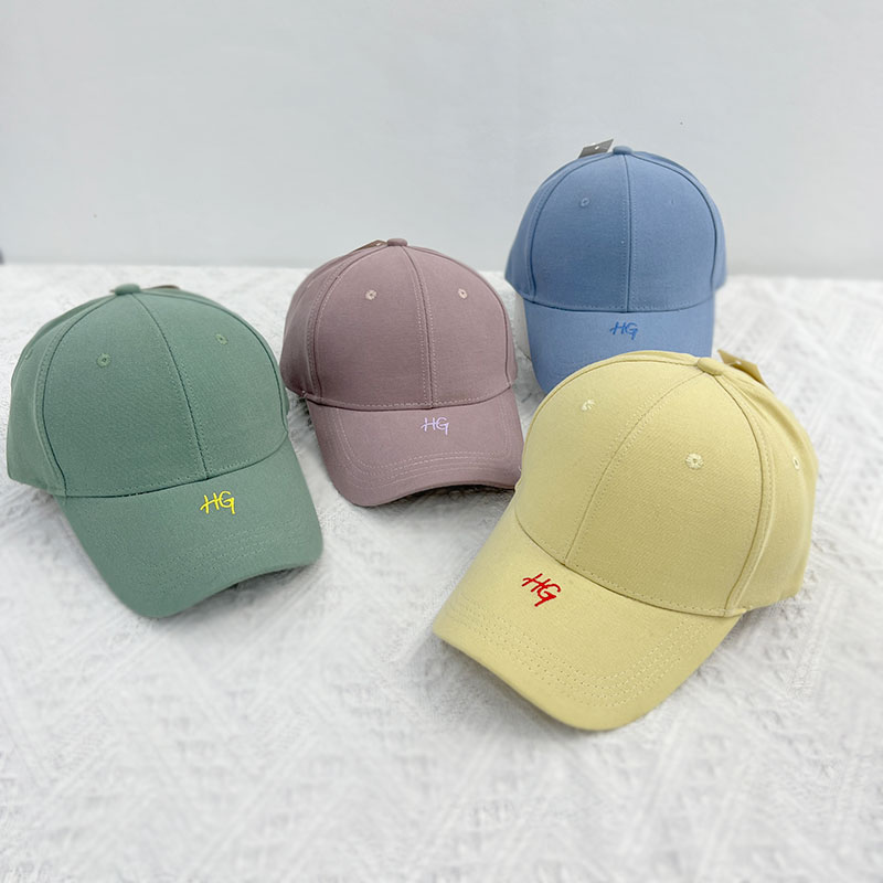 Dome-shaped big-headed baseball cap, versatile for women to show off their faces, small wide-brimmed baseball cap, solid color summer hat, sun protection for couples full figure