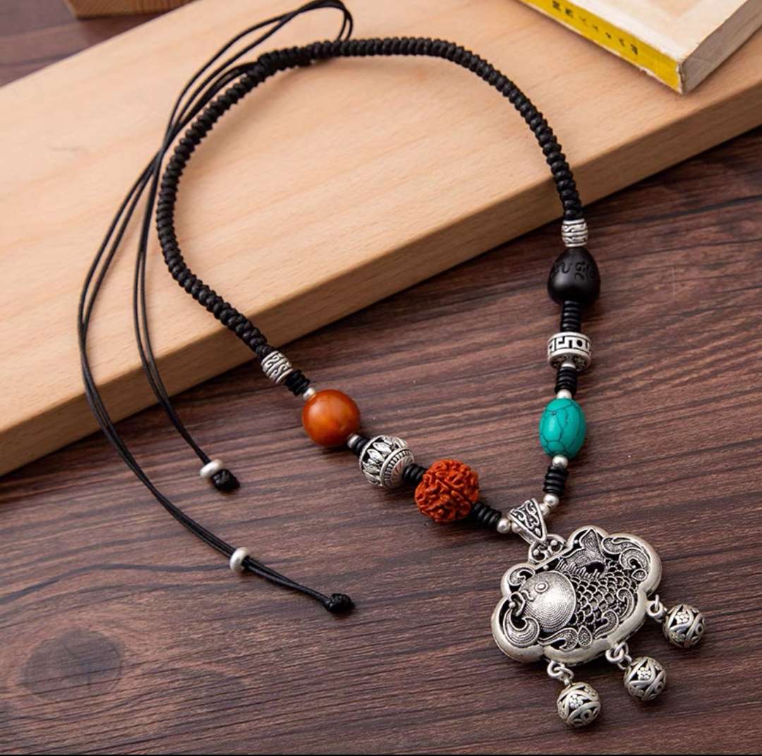 Korean Wax Thread Pure Hand-Woven Sweater Chain Item Picture