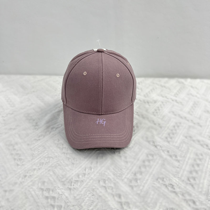 Dome-shaped big-headed baseball cap, versatile for women to show off their faces, small wide-brimmed baseball cap, solid color summer hat, sun protection for couples Item Picture