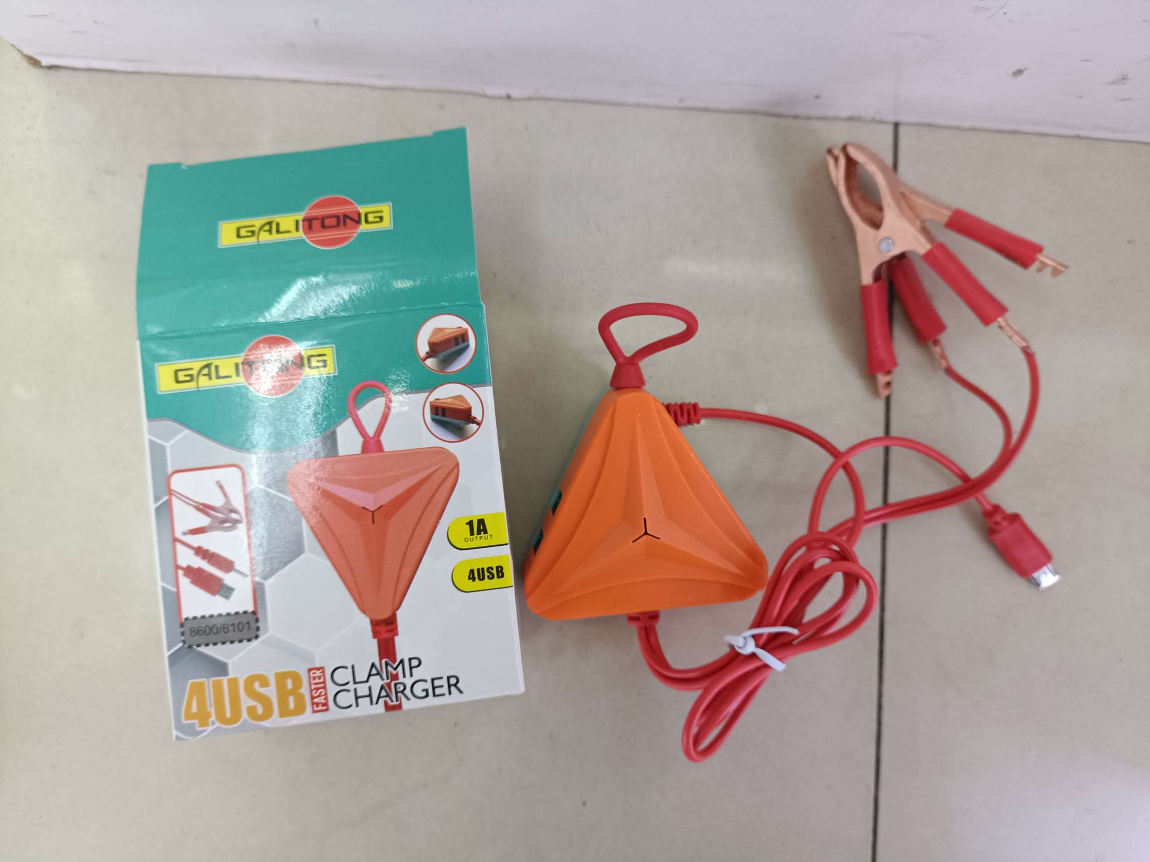Triangle 4USB side USB double red clip charger Phone charger