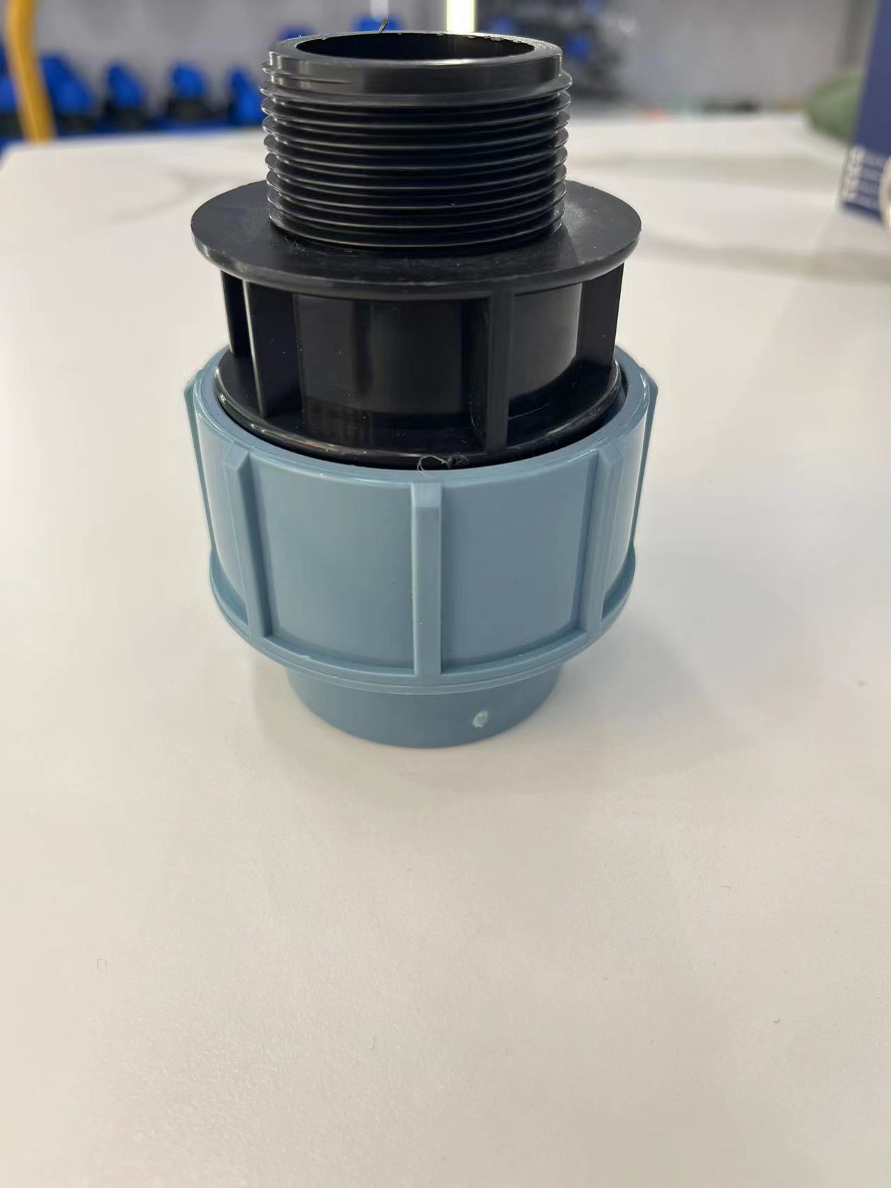 PP outer screw directly connected with outer wire pipe PN16 Φ40*1