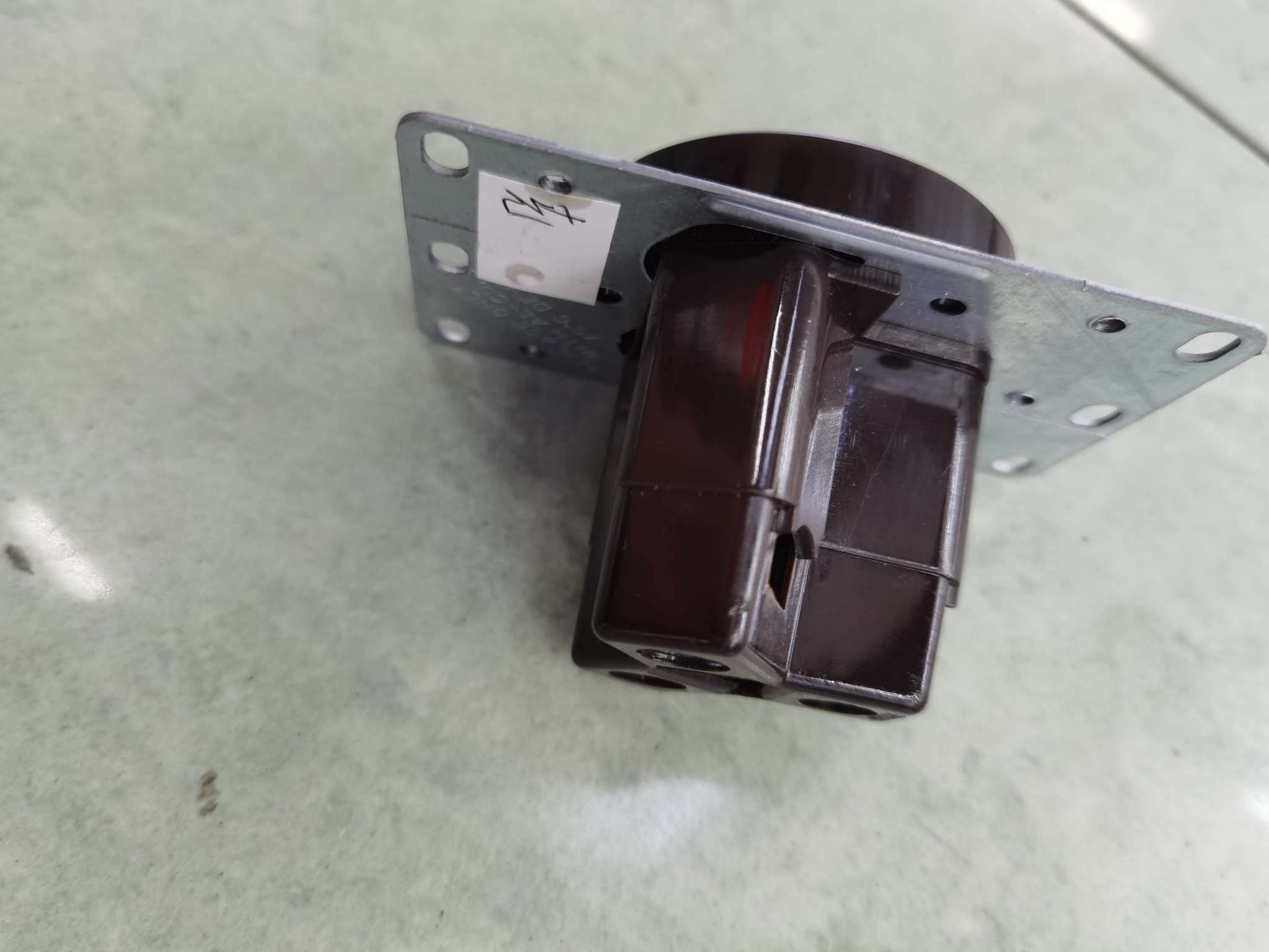 16A Socket details Picture