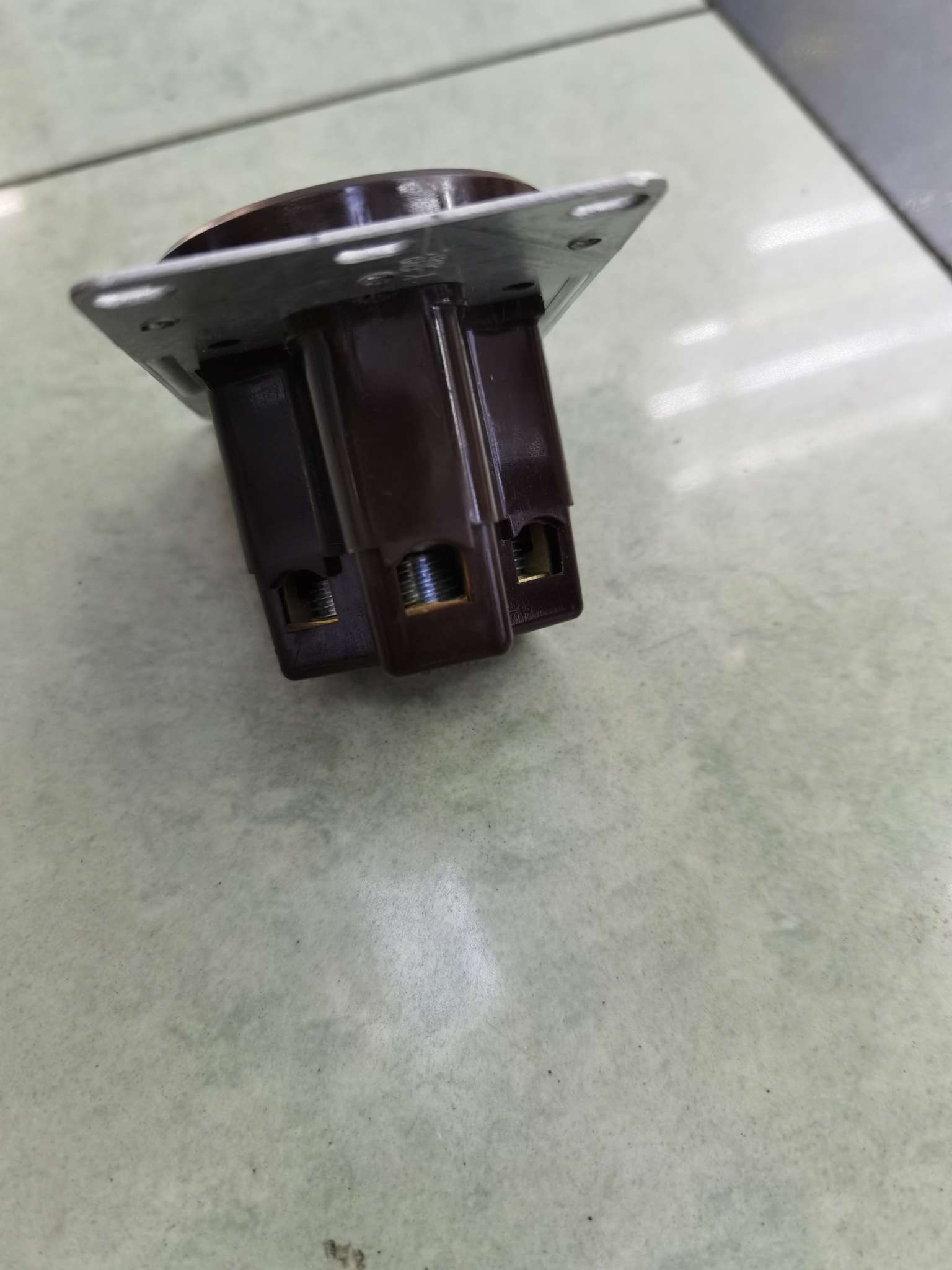 16A Socket Specification drawing