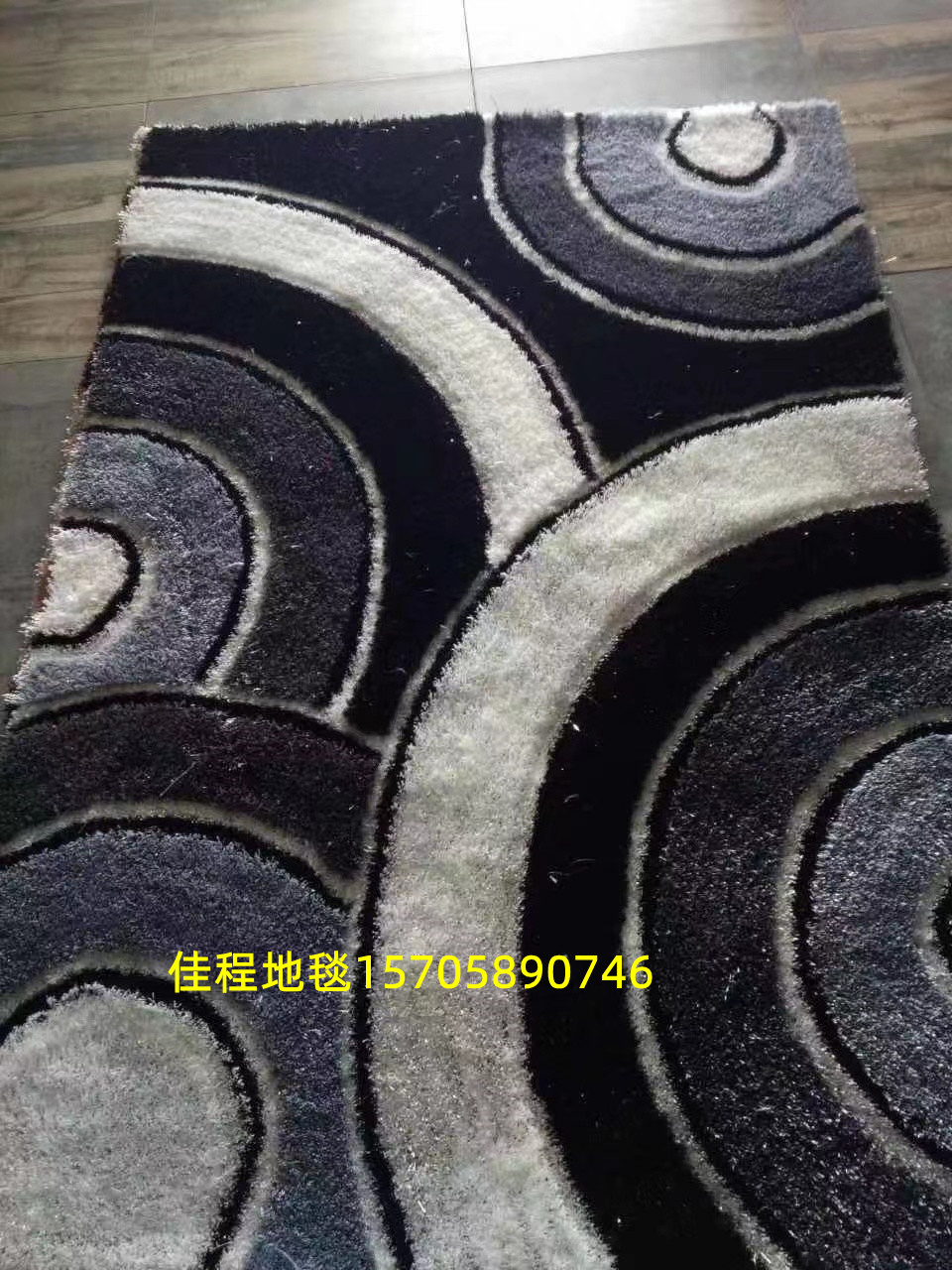 Classic Korean silk jacquard elastic silk carpet, elastic silk carpet, living room large carpet, floor mat, bedroom carpet, anti-slip carpet, bedside carpet, foot mat, 140*200CM Application Scenario