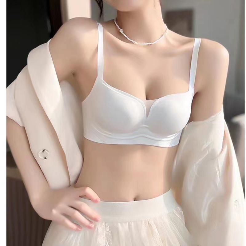梦幻红粉无痕小胸显大无钢圈收副乳内衣防下垂薄款舒适文胸少女胸罩详情3