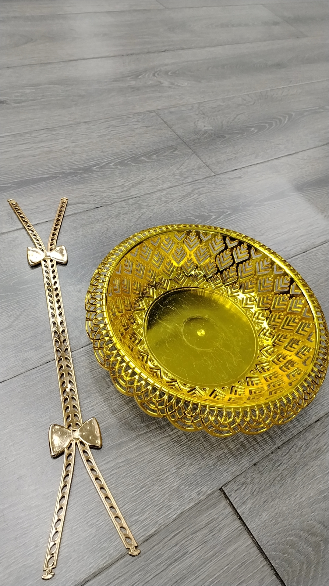 European Plated Gold Fruit Plate Decoration Home Decoration Fashion Hand Vegetables And Fruits Blue Round Bow Inlaid With Blue details Picture