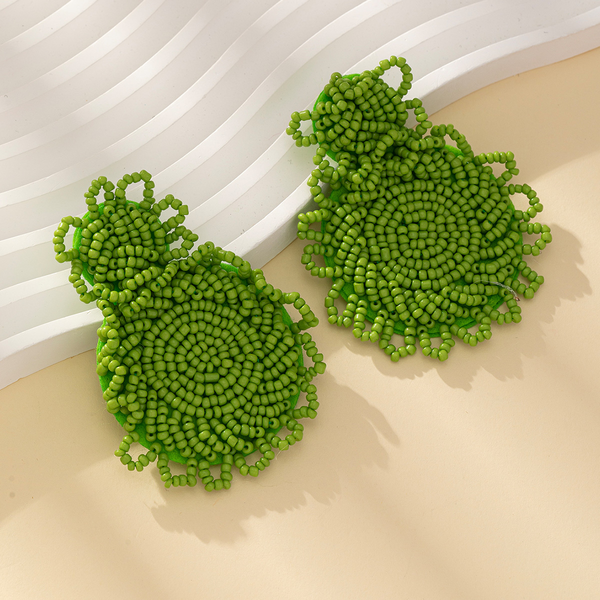 Cross border rice bead round earrings Round rice bead earrings fashion new drop