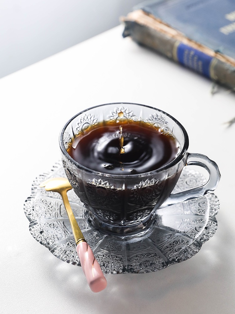 Vintage Home Hanging Ear Coffee Cup With Saucer Small Exquisite Transparent Glass Afternoon Teacup Ladies European Ins Style Transparent Application Scenario