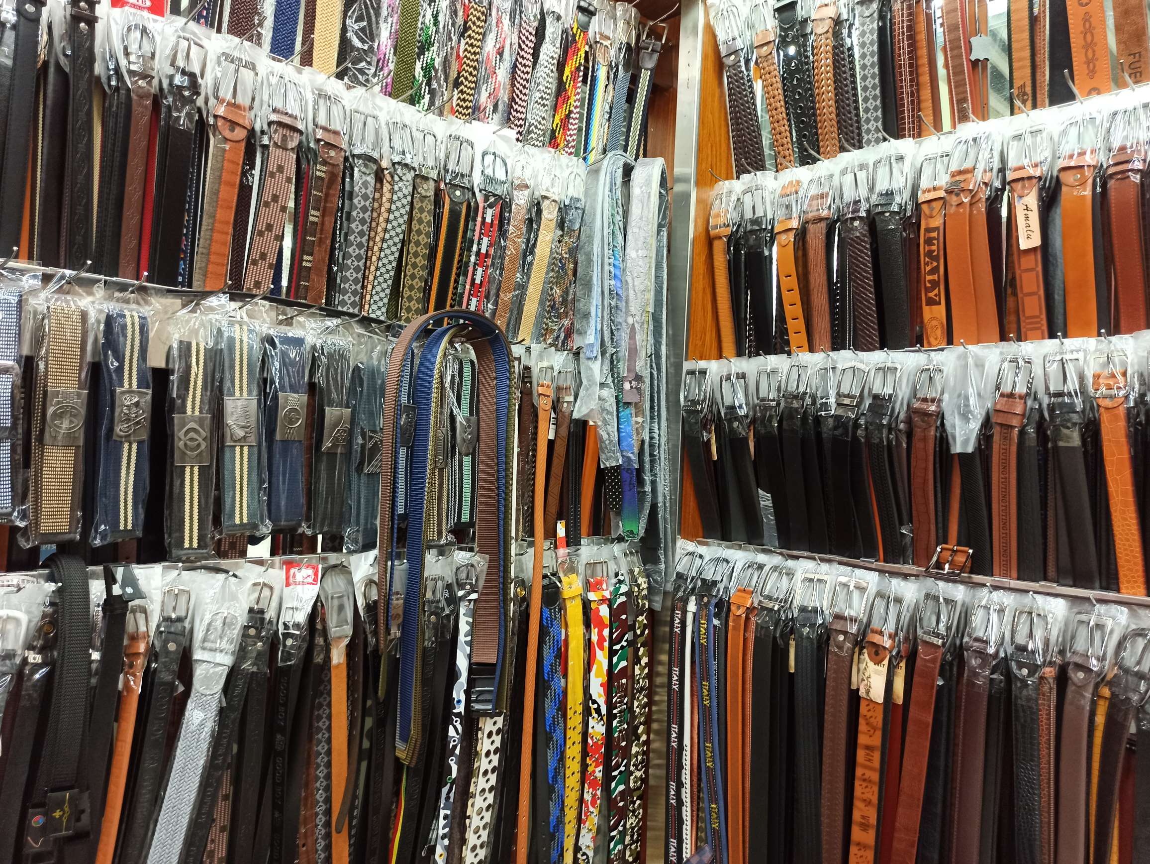 Yiwu Yonghuang Leather Goods Shop describe pic - 3