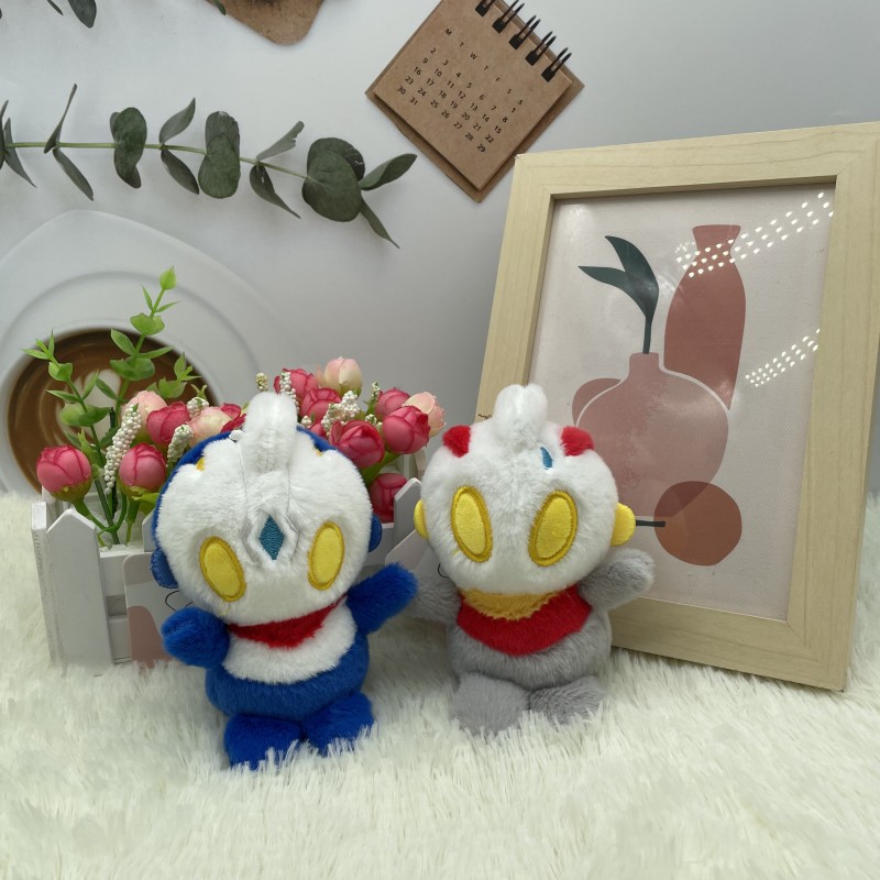 Cartoon Superman Ultraman plush figure key chain children's bag pendant grab machine doll small doll