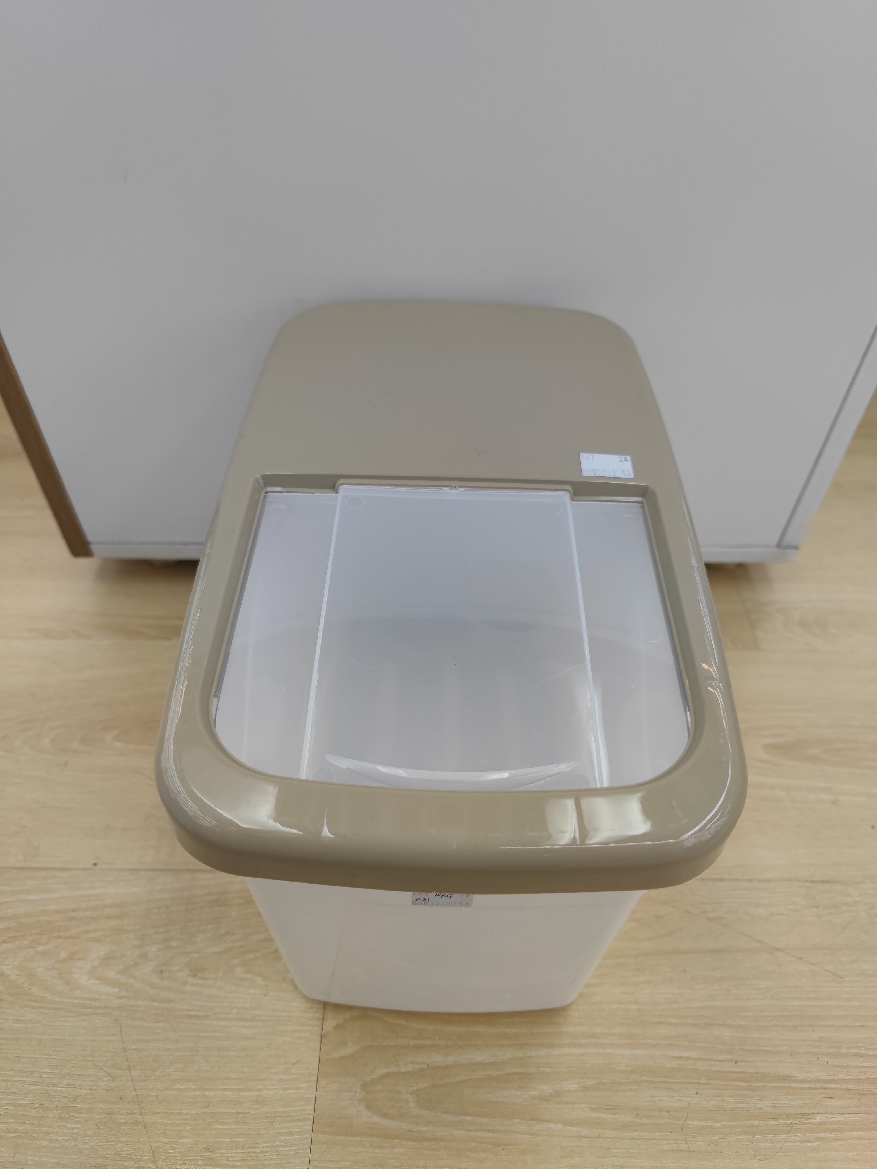 Household anti-moth, moisture-proof and insect-proof storage box and rice storage box full figure