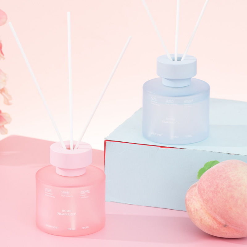 New Non-Fire Aromatherapy With Hand Gift Aromatherapy Decoration Home Bedroom Creative Birthday Valentine's Day Gift Aromatherapy Wholesale Application Scenario