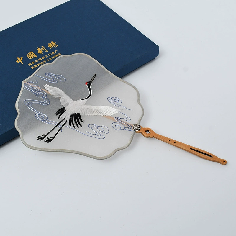 Hand-Embroidered Imperial Fan Ancient Style Embroidery Imperial Fan Silk Double-Sided Embroidery Color Wrapped Imperial Fan Classical Embroidered Imperial Fan Gift Set Hanfu Cheongsam With Imperial Fan Factory Direct Sales Application Scenario