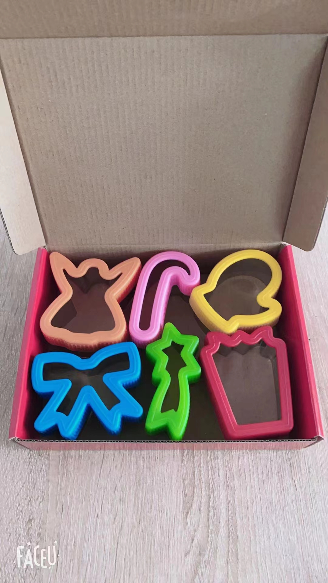 Child use mold screen