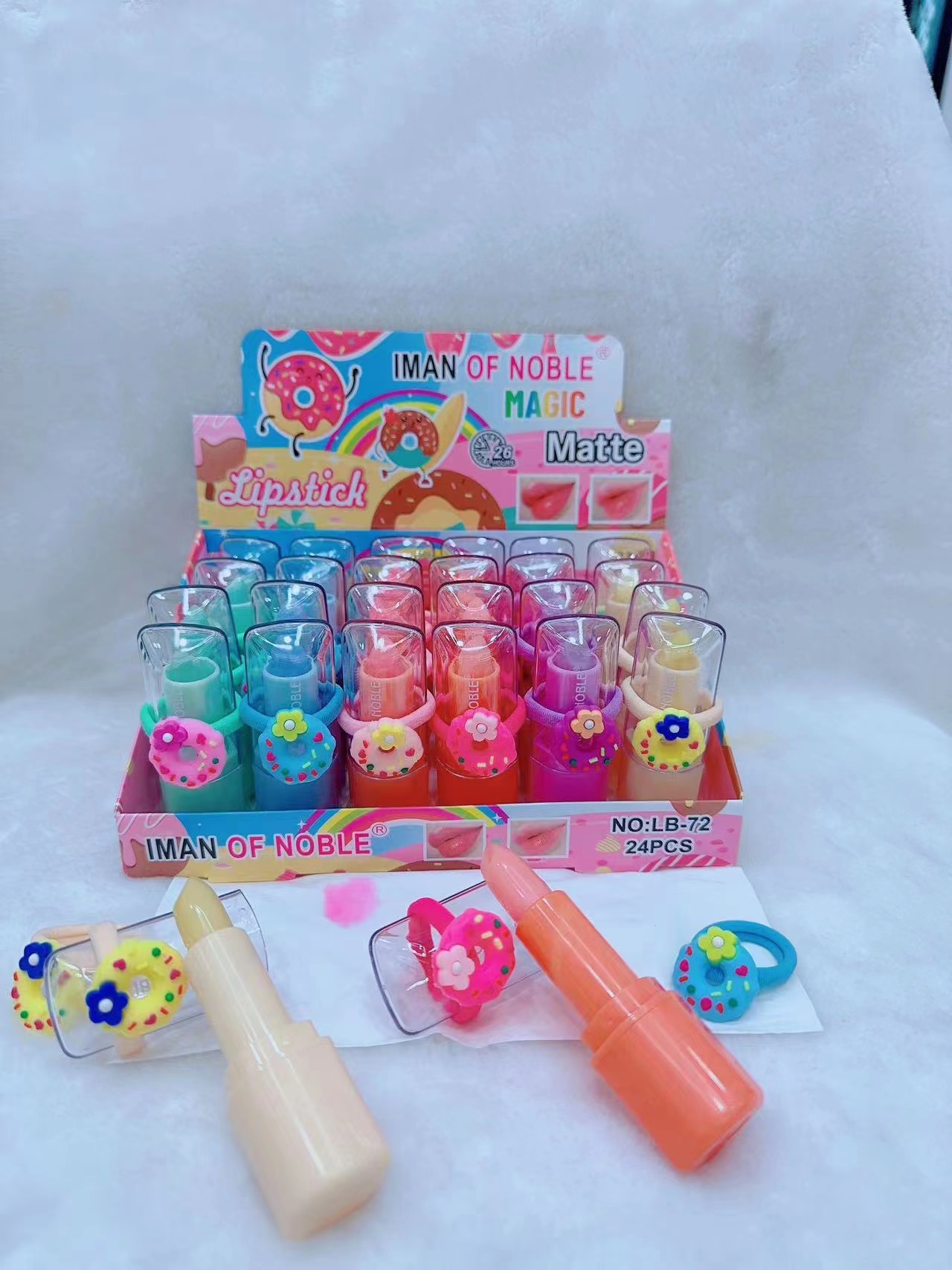 I MAN OF NOBLE Color Changing Lipstick Moisturizing Moisturizing Doughnut scrunchies can be used as both rings thumbnail