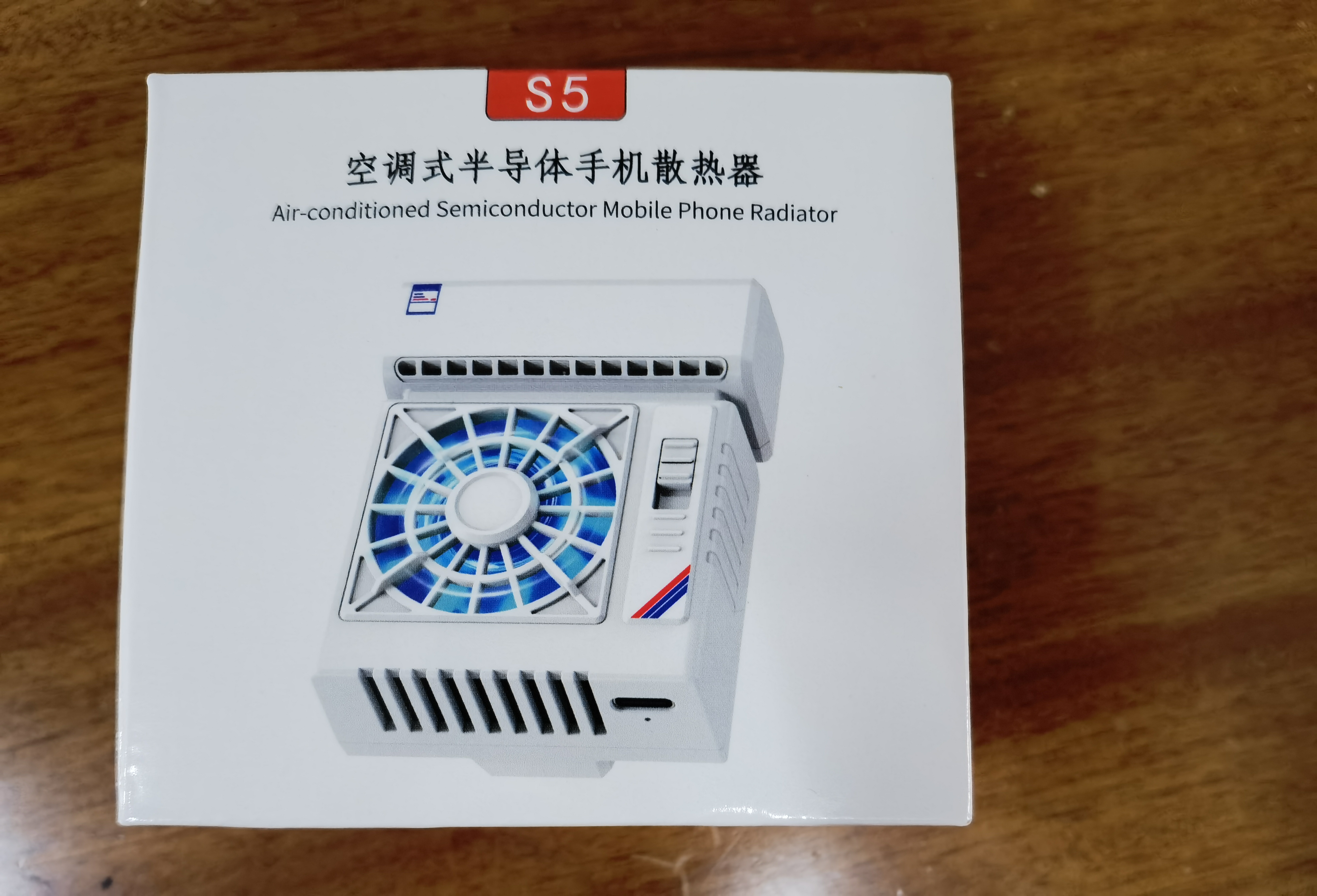 空调式半导体手机散热器 手机降温神器 手机制冷空调 大面积散热背夹详情14