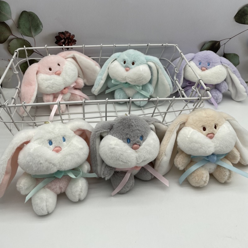 Plush sitting tuk tuk rabbit doll pendant rabbit doll car key chain pendant boutique grab machine doll supply