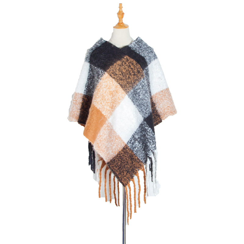 Europe And The United States New Autumn And Winter Women's Loop Yarn Coarse Beard Braid Fringe Plaid Thickened Cape Cape details Picture
