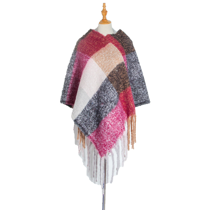 Europe And The United States New Autumn And Winter Women's Loop Yarn Coarse Beard Braid Fringe Plaid Thickened Cape Cape Item Picture