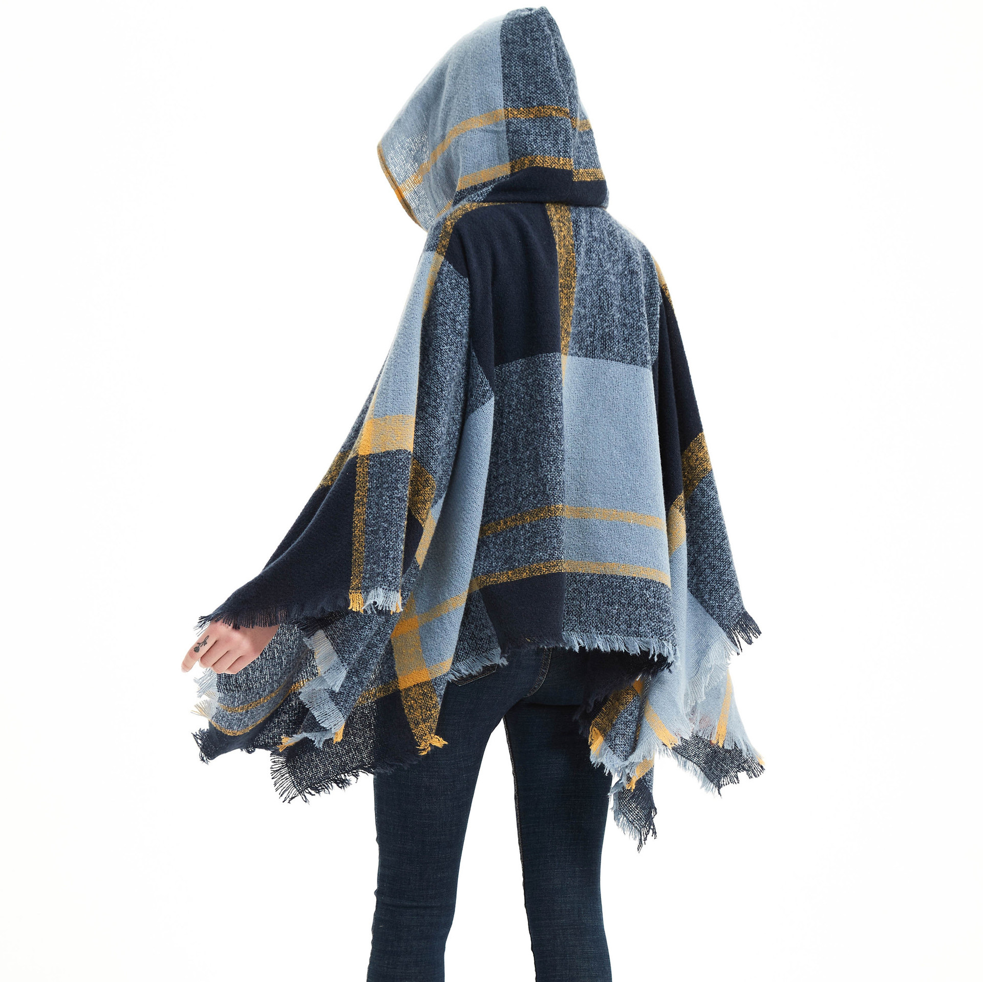 Manufacturers Directly Supply Europe And The United States Spring And Autumn Winter Spot Ring Sand Check Blue Women's Cape Hooded Cape Application Scenario