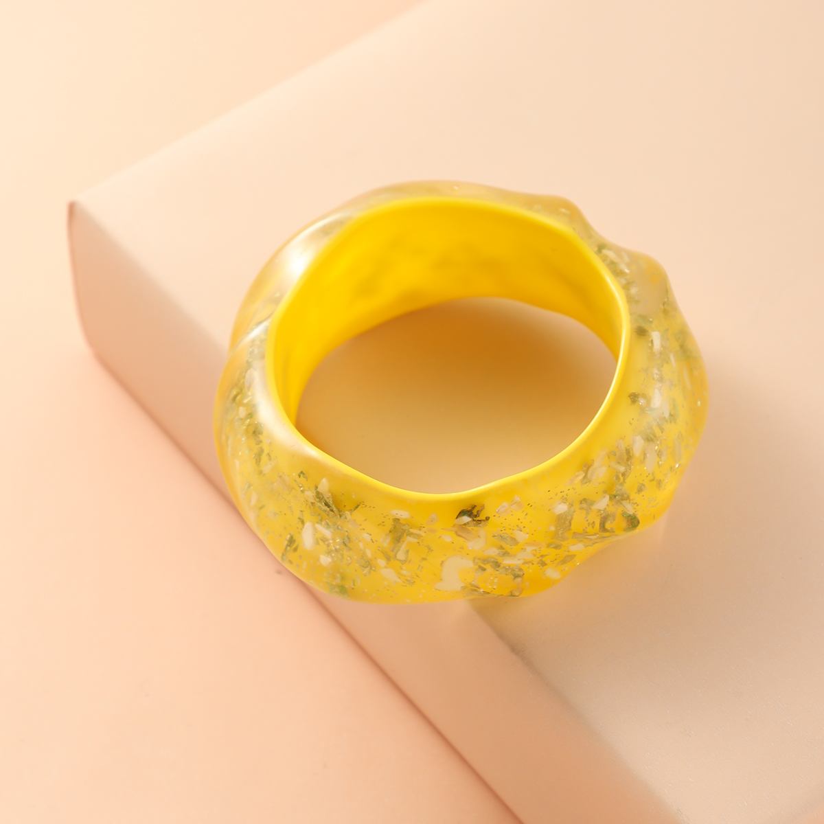 European and American fashion simple yellow resin national wind circle resin bracelet jewelry