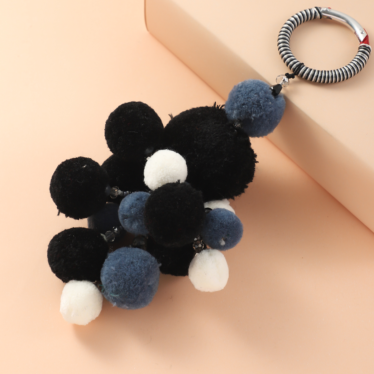 Network explosion ladies hand hanging bead ball key chain national wind woven hanging ball